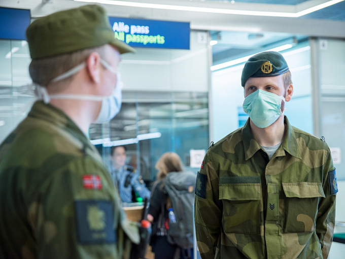 Soldater i Heimevernet på Oslo lufthavn Gardermoen. Foto: Marius Kaniewski, Forsvaret 